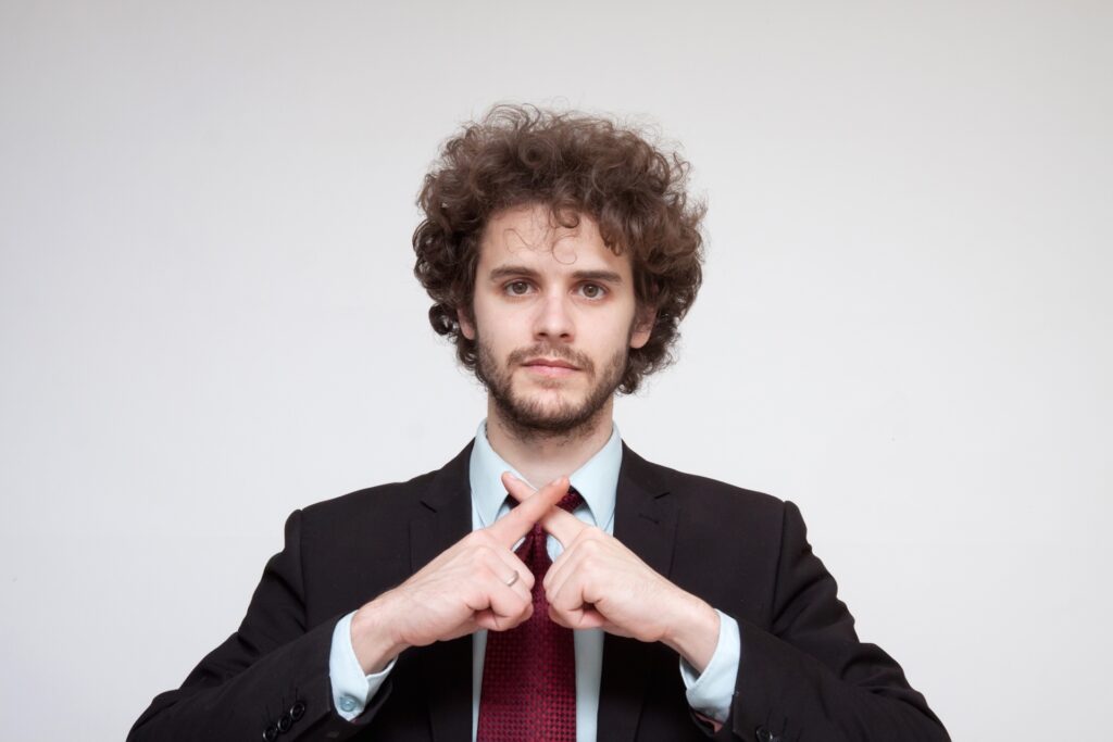 事柄についての指摘はOK、人格否定はダメ！