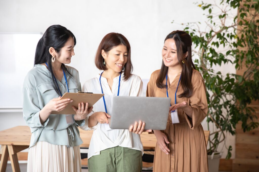 100円のお菓子が100万円のコミッションに化ける!